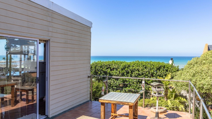 3 Bedroom Property for Sale in Franskraal Western Cape